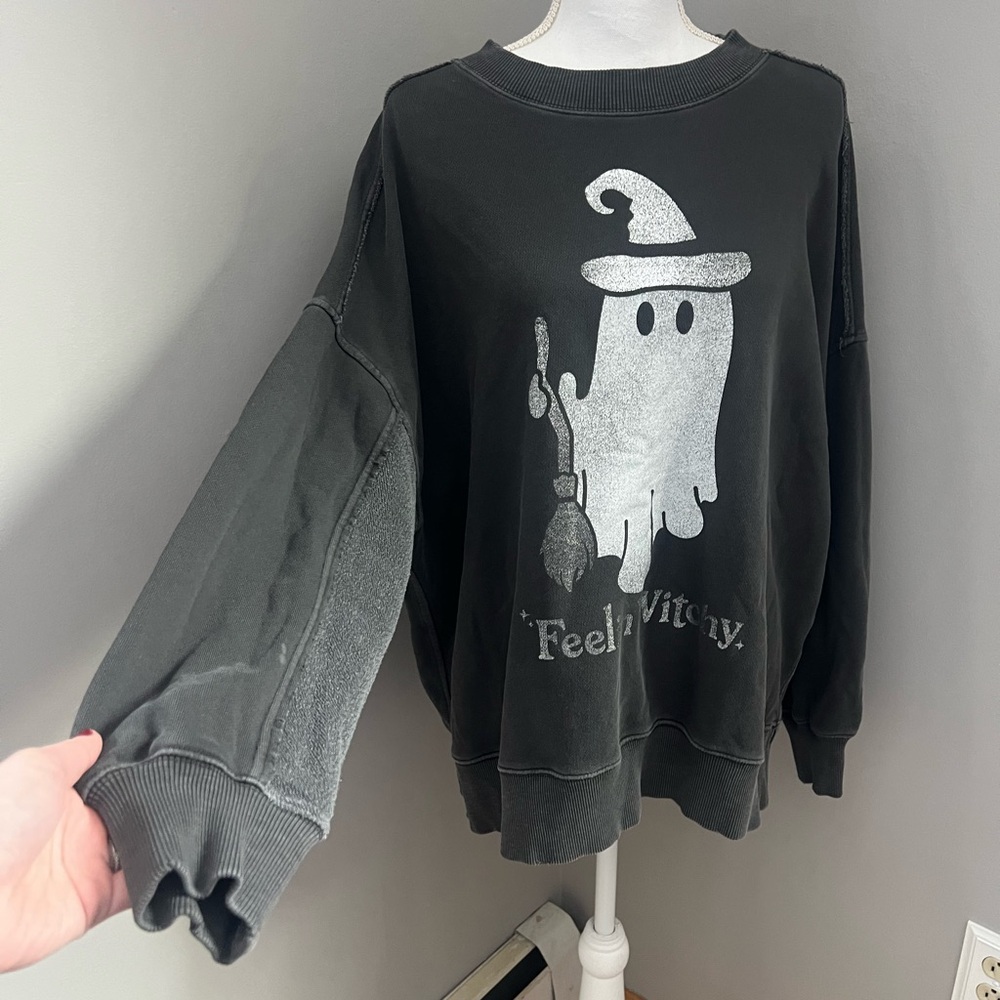Aerie Big Chill Crew Halloween “Feelin Witchy” Oversized Sweatshirt - Picture 9 of 13
